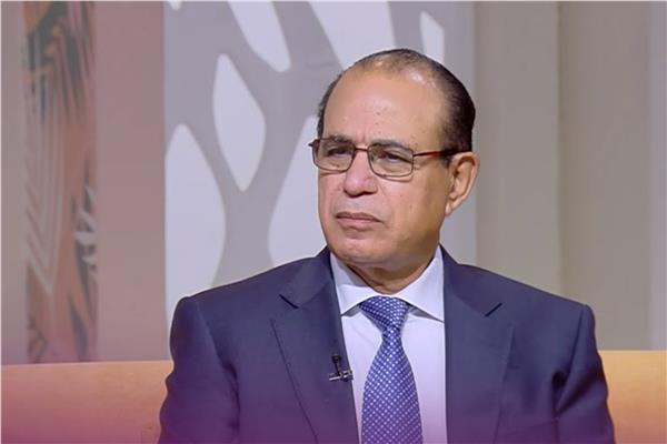 الدكتور أحمد مجاهد، المدير التنفيذي لمعرض القاهرة الدولي للكتاب
