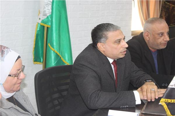  سعيد عطية وكيل وزارة التربية والتعليم بالجيزة
