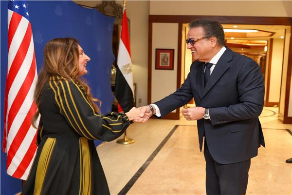 نائب رئيس الوزراء وسفيرة الولايات المتحدة الأمريكية لدى مصر