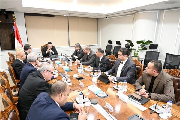 صورة خلال الاجتماع
