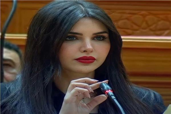ريهام أبو الحسن