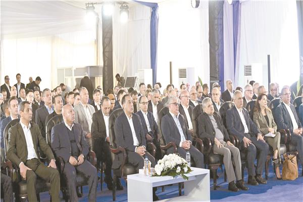 د. مصطفى مدبولى يشهد انطلاق التشغيل التجارى لمحطة البحر الأحمر للحاويات