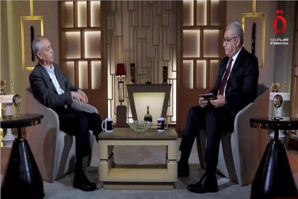وزير شؤون المفاوضات الفلسطينيه الأسبق حسن عصفور