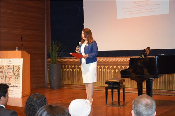 د رانيا يحيى رئيس الأكاديمية المصرية للفنون بروما