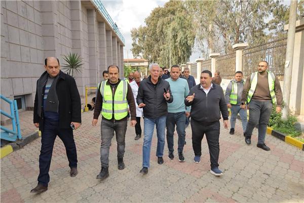 مستشار رئيس مجلس الوزراء يتفقد مشروعات مياه الشرب