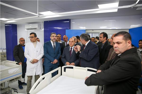  محافظ كفر الشيخ يفتتح تطوير العناية المركزة بمستشفى دسوق العام 