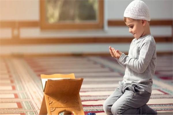 قبل بلوغ الطفل سن التكليف