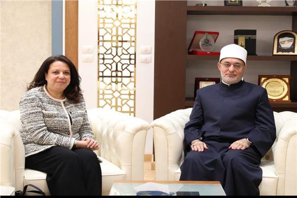 مفتي الجمهورية يستقبل سفيرة مصر لدى مملكة تايلاند