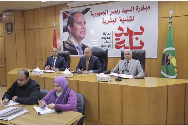 محافظ المنيا