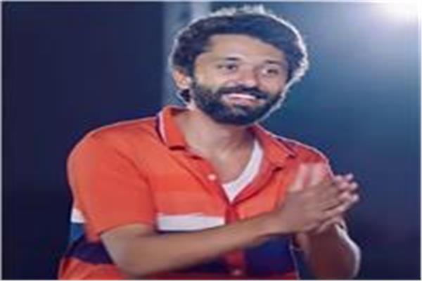 الفنان كريم محمود عبد العزيز