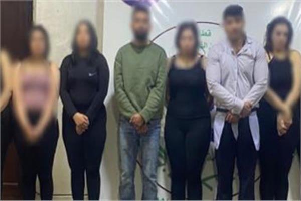 المتهمين