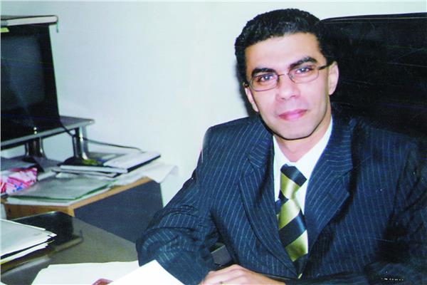 الكاتب الكبير الراحل ياسر رزق