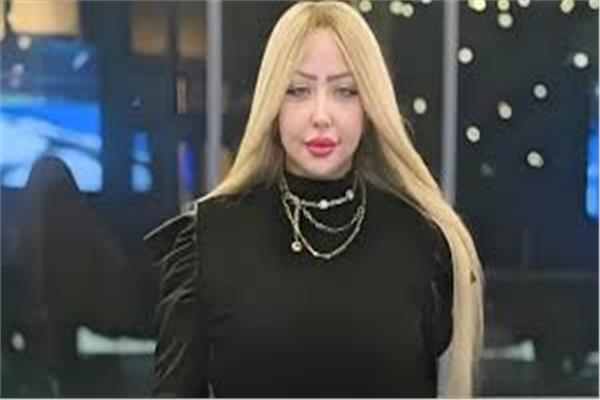 الراقصة بوسي 