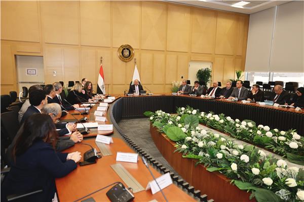 وزير النقل يلتقي سفير النمسا بالقاهرة