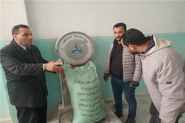 ضبط قمح ودقيق مهرب 