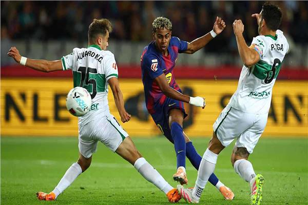برشلونة وإلتشي- مباراة سابقة