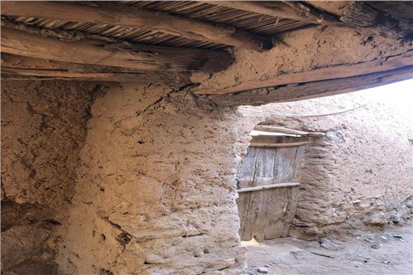أطلال بلدة «عرقة القديمة»