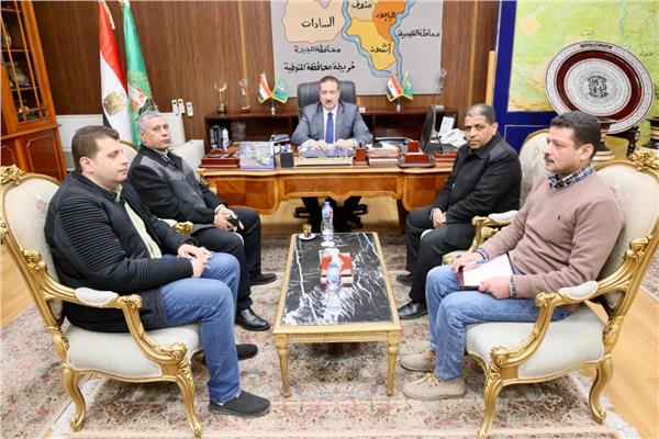 محافظ المنوفية ومسئولو مياه الشرب