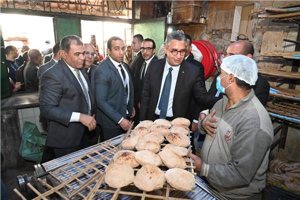 وزير التموين يجري جولة تفقدية بالقاهرة 
