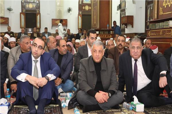 محافظ الإسماعيلية يشهد احتفال الأوقاف بليلة النصف من شعبان بمسجد نور الله بمدينة أبوصوير