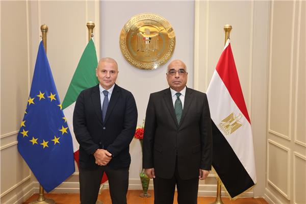  المستشار عدنان فنجري والسفير الإيطالي