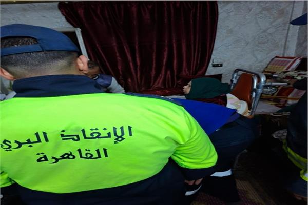 الداخلية تستجيب لاستغاثة مريضة وتخصص مأمورية لنقلها للمستشفى 