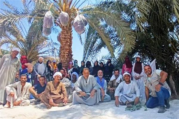 محافظ أسوان يترأس الإجتماع التنسيقى لمتابعة مشروع تعزيز الزراعة الذكية 