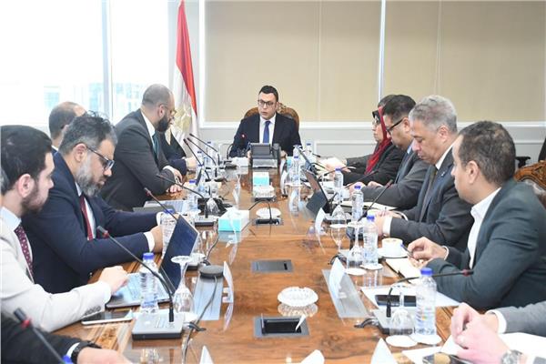 المهندس شريف الشربيني وزير الإسكان والمرافق 