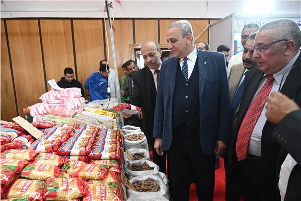 اللواء أشرف الجندي، محافظ الغربية،يفتتح معرض «أهلاً رمضان» 