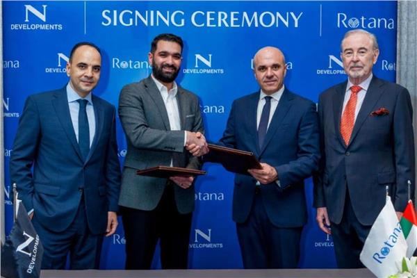 نواصي العقارية توقّع عقد إدارة وتشغيل مشروع N LINE مع مجموعة روتانا العالمية