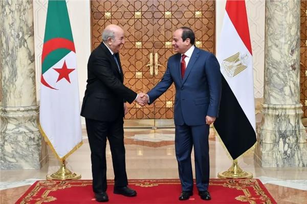 الرئيس السيسي ونظيره الجزائري