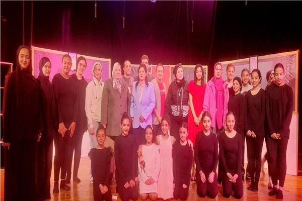 «ما زلت هنا» بقصر ثقافة شرم الشيخ ضمن موسم نوادي المسرح