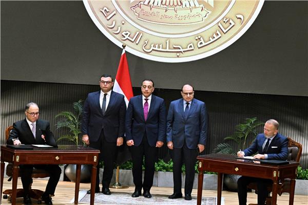  توقيع اتفاقيات لإطلاق مشروع «أبراج ومارينا المونت جلالة» بالعين السخنة