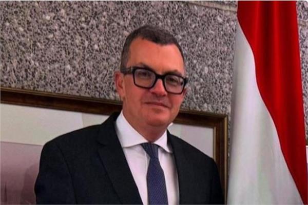 الدكتور أحمد رستم
