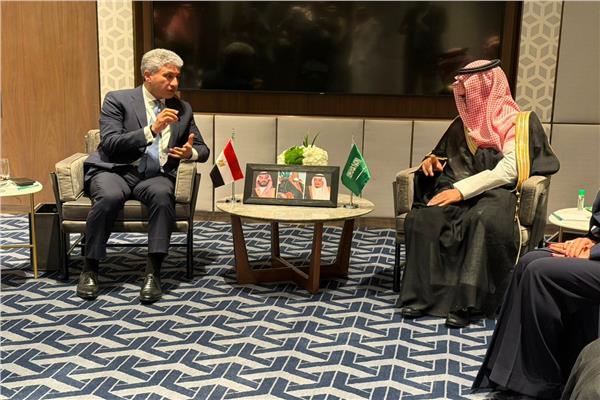 صورة من اللقاء