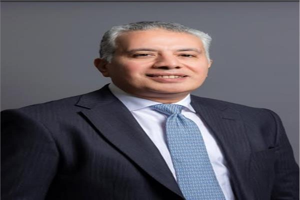  نادر سعد رئيس المشروعات الصغيرة والمتوسطة التنفيذي بالبنك الأهلي المصري