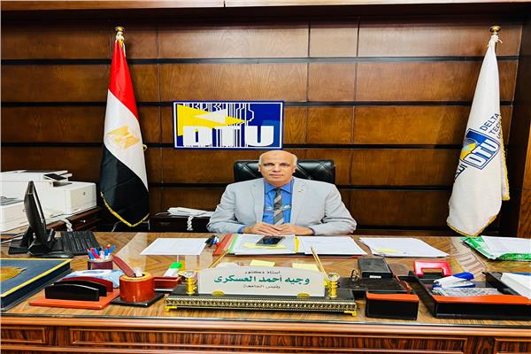 الدكتور وجيه العسكرى رئيس الجامعة