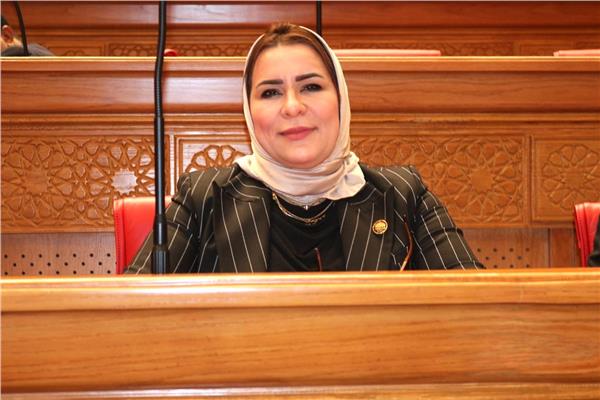  النائبة الدكتورة نيفين