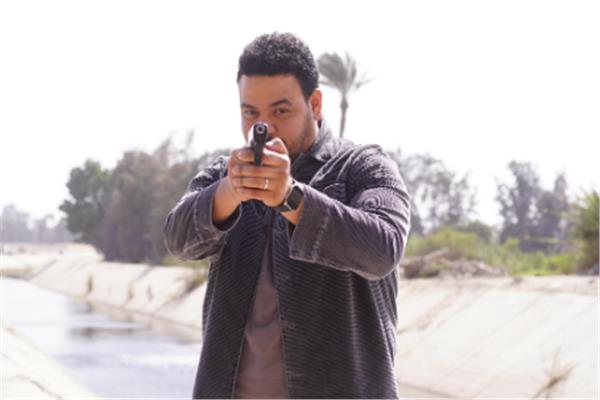 الفنان مصطفي غريب