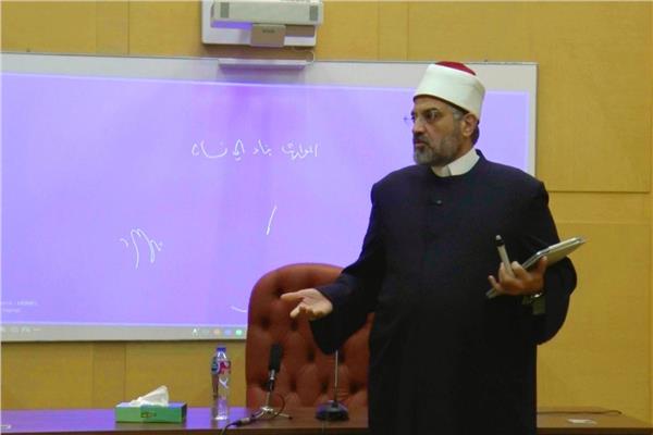 رئيس اللجنة الدينية بالنواب خلال محاضرته بدَورة المواريث بدار الإفتاء