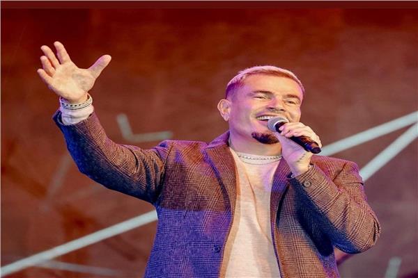 عمرو دياب