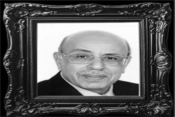الأستاذ الدكتور مفيد شهاب وزير الدولة للشؤون القانونية والمجالس النيابية الأسبق