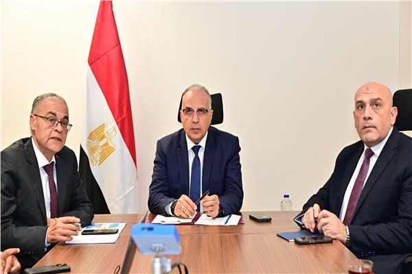 الأستاذ الدكتور/ هانى سويلم وزير الموارد المائية والرى