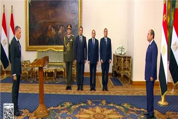 المهندس عمرو لاشين يؤدى اليمين الدستورية محافظاً لأسوان