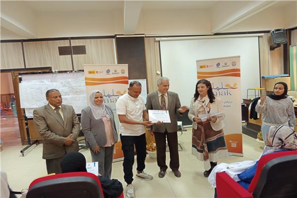 جامعة أسوان تقود استدامة تنمية المهارات