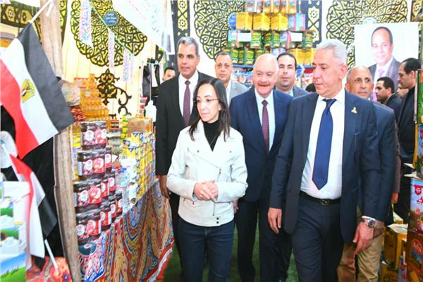 محافظ البحيرة تفتتح معرض "أهلاً رمضان" 