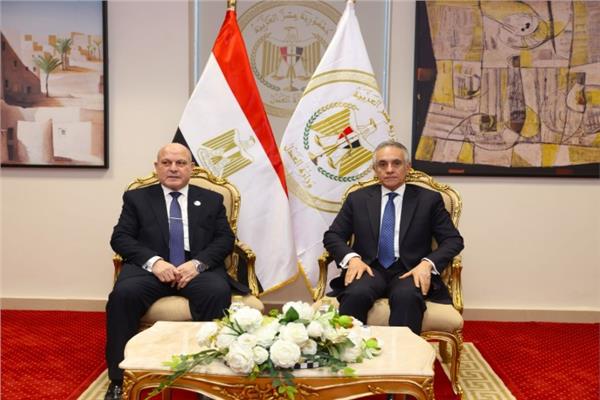 وزير العدل خلال استقباله رئيس هيئة النيابة الإدارية