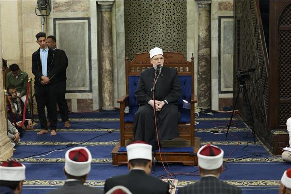 وكيل الأزهر شهر رمضان فرصة لتجديد الروح والارتقاء بالقلوب