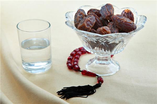 سر التمر في استعادة طاقة الصائم