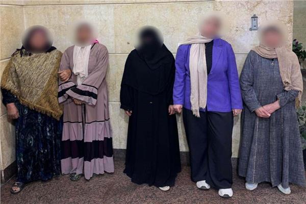 المتهمين